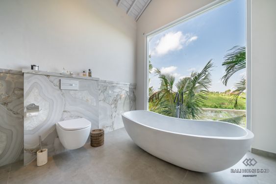 Image 14 from Luxurious 4 Bedroom Family Villa Ricefield View for sale in Bali Batu bolong