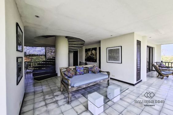 Image 18 from Superbe havre de paix traditionnel de 9 chambres avec vue sur l'océan à vendre à Melasti