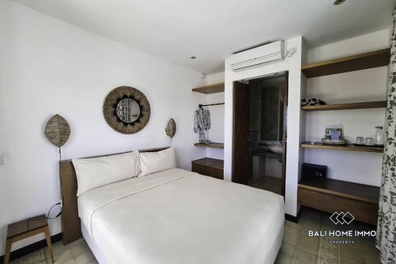 Image 8 from Superbe havre de paix traditionnel de 9 chambres avec vue sur l'océan à vendre à Melasti