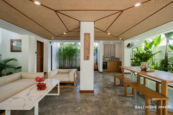 Image 4 from MAGNIFIQUE VILLA TROPICALE DE 3 CHAMBRES À VENDRE EN BAIL À BINGIN