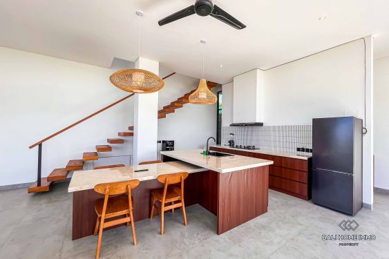 Image 3 from SUPERBE VILLA DE 3 CHAMBRES AVEC VUE SUR L'OCÉAN À LOCATION MENSUELLE ET ANNUELLE À BALI - ULUWATU