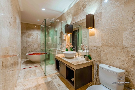 Image 12 from VILLA 5 KAMAR PEMANDANGAN LAUT YANG MENAKJUBKAN UNTUK DIJUAL & DISEWA DI BALI - UNGASAN