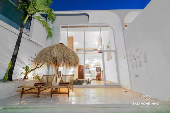 Stylish 1-Bedroom Private Mezzanine Villa for sale In Batu Bolong
