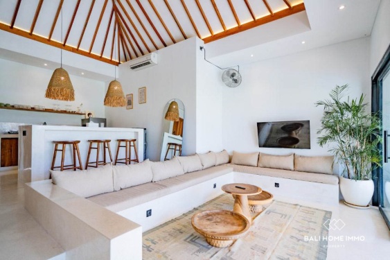 Image 5 from Villa élégante de 2 chambres à vendre à Babakan Cadre de vie tropical moderne