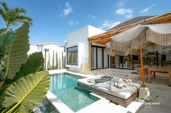 Image 1 from Villa élégante de 2 chambres à vendre à Babakan Cadre de vie tropical moderne