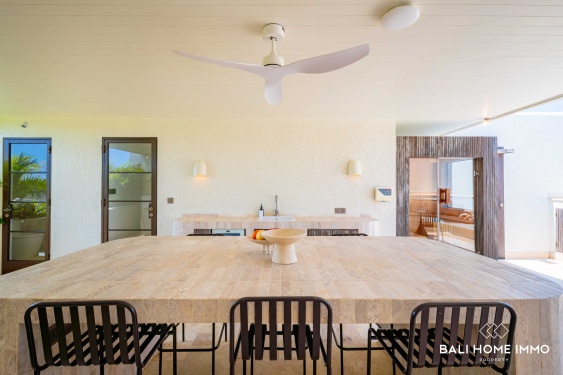 Image 14 from Villa 2 Kamar Tidur Bergaya Dijual dengan Kolam Renang Atap, Sauna & Pemandian Es Dekat Uluwatu