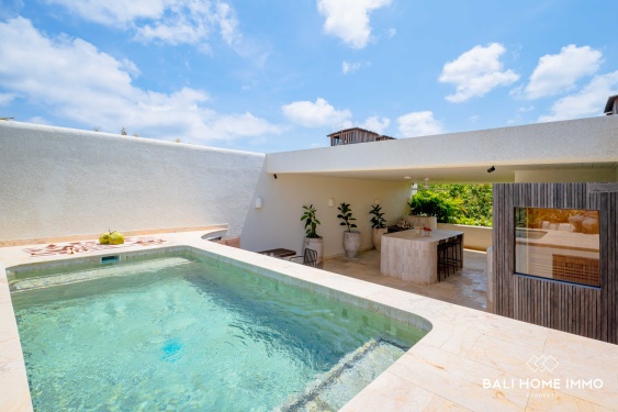 Image 2 from Villa 2 Kamar Tidur Bergaya Dijual dengan Kolam Renang Atap, Sauna & Pemandian Es Dekat Uluwatu