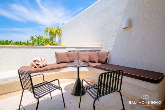 Image 5 from Villa 2 Kamar Tidur Bergaya Dijual dengan Kolam Renang Atap, Sauna & Pemandian Es Dekat Uluwatu