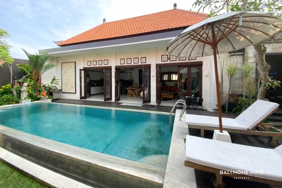 Stylish 3-Bedroom Villa for Monthly Rent in Prime Berawa