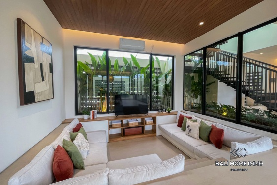 Image 6 from Stylish 3 Bedroom Villa with Jacuzzi and Billiard for Sale and Rent in Ungasan