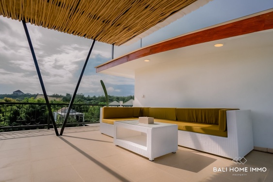 Image 19 from Stylish 3-Bedroom Villa with Rooftop Ocean View for Sale in Ungasan