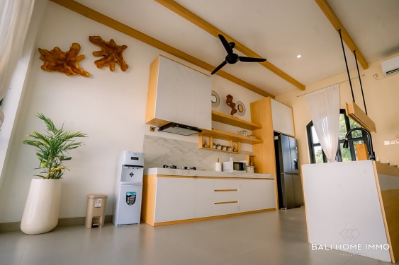 Image 8 from Stylish 3-Bedroom Villa with Rooftop Ocean View for Sale in Ungasan