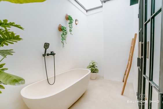 Image 14 from Stylish 3-Bedroom Villa with Rooftop Ocean View for Sale in Ungasan