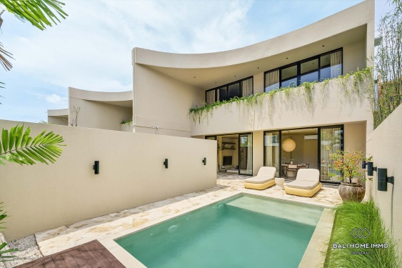Stylish 3 Bedrooms holiday villa for sale in Bali, Canggu, residential side