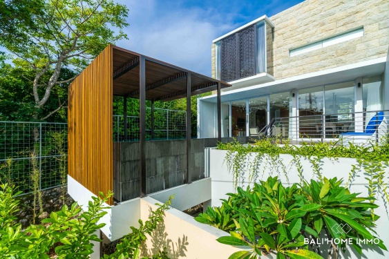 Image 1 from Stylish 3BR Villa for Sale and Rent with Bay & Mountain Views and Rooftop Pool Near Nusa Dua