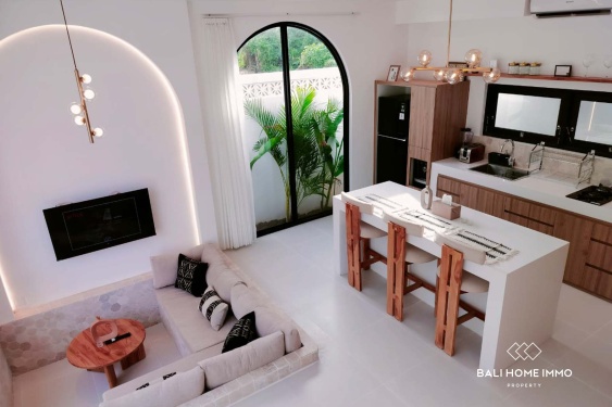 Villa moderne et élégante d'une chambre avec toit-terrasse à vendre à Seseh, Bali