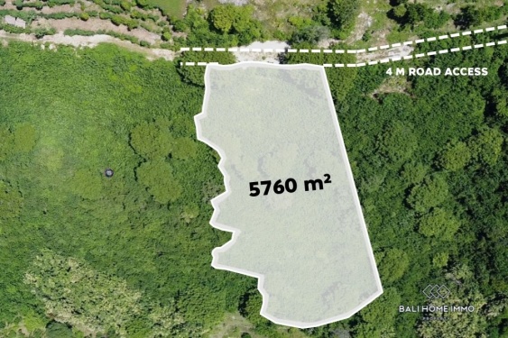 Terrain touristique de 5760 m² à vendre à Nusa Penida