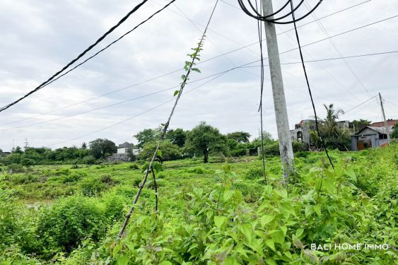 Image 6 from TERRAIN EN BORD DE RUE À VENDRE EN PLEINE PROPRIÉTÉ À BALI PRÈS DE LA PLAGE DE PANDAWA