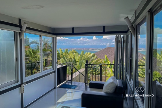 Image 7 from Villa Tradisional 3 Kamar dengan Rooftop Pemandangan Laut Dijual di Jimbaran