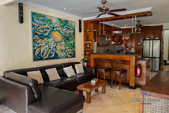 Image 4 from Villa Tradisional 3 Kamar dengan Rooftop Pemandangan Laut Dijual di Jimbaran