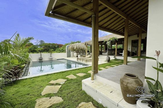 Image 2 from Villa tropicale tranquille de 3 chambres à vendre près de la plage de Padang Padang