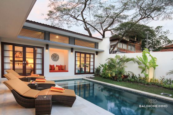 Image 2 from Villa tranquille de 4 chambres à vendre et à louer à Bali Situation privilégiée Kerobokan-Seminyak