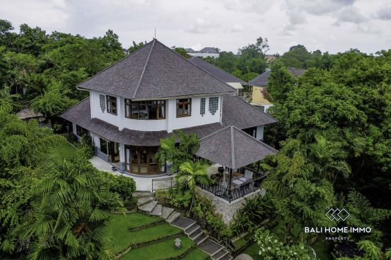 Image 3 from Dijual Vila 4 Kamar Tidur dengan Inspirasi Alam yang Tenang di Nusa Dua