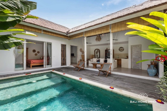 Tropical 2 Bedroom Villa for Leasehold Sale in Kerobokan Bali