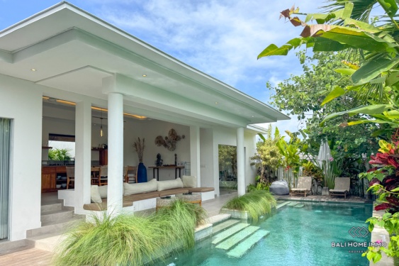 Image 1 from Villa tropicale de 2 chambres à vendre à Nyanyi Beach