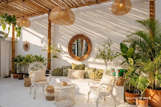 Image 2 from villa tropicale de 2 chambres à vendre en location à Bali Seminyak