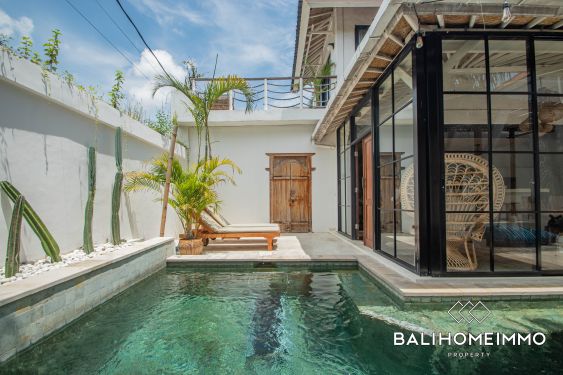 Image 2 from villa tropicale de 2 chambres à vendre en location à Bali Seminyak