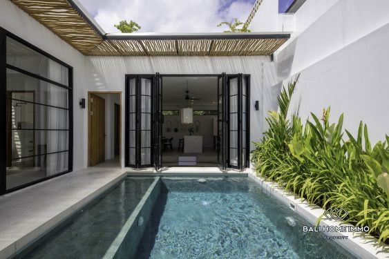 Image 5 from Villa tropicale de 3 chambres avec vue sur la jungle à vendre à Balangan