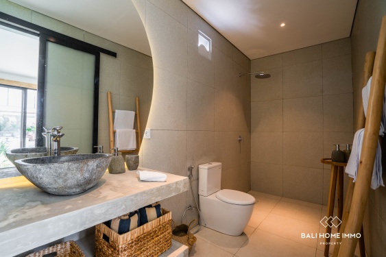 Image 12 from Tropical 5 Bedroom Villa for sale in Canggu