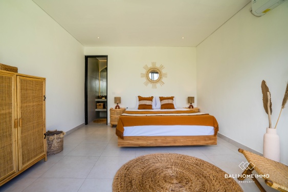 Image 2 from Vila tropis 5 kamar dijual di Kerobokan