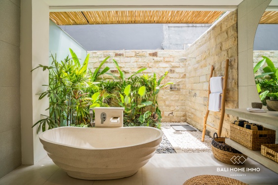 Image 11 from Tropical 5 Bedroom Villa for sale in Canggu