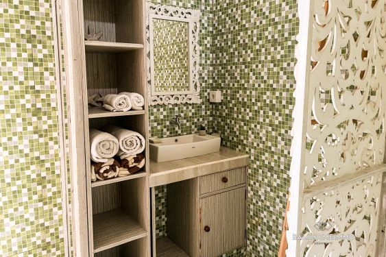 Image 8 from 1 Bedroom Guest House with Ricefield View for rent in North Canggu Bali