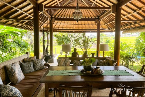 Image 3 from 2 Bedroom Joglo Villa with Ricefield View for rent in North Canggu Bali