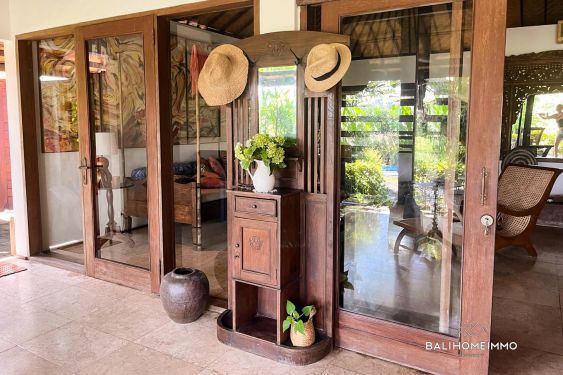 Image 6 from 2 Bedroom Joglo Villa with Ricefield View for rent in North Canggu Bali