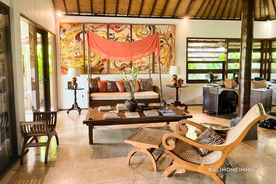Image 1 from 2 Bedroom Joglo Villa with Ricefield View for rent in North Canggu Bali