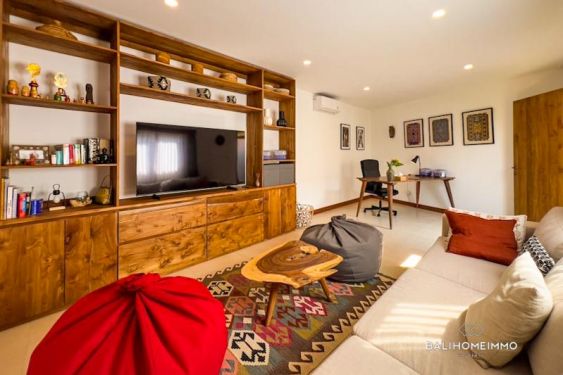 Image 8 from Villa Tropis 3 Kamar Tidur dengan taman dijual di Kedungu Bali