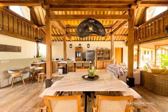 Image 5 from Villa Tropis 3 Kamar Tidur dengan taman dijual di Kedungu Bali