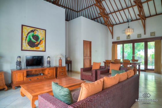 Image 7 from Dua villa dijual hak milik di Canggu Berawa Bali