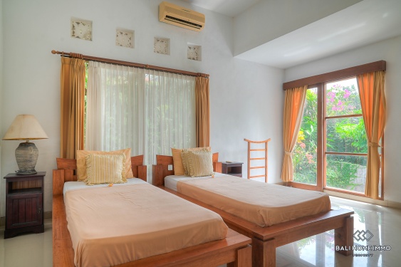 Image 13 from Dua villa dijual hak milik di Canggu Berawa Bali