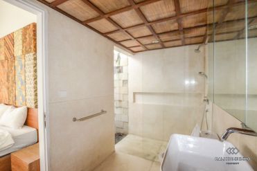 Image 9 from Villa Complex of 2 Units Villas for Sale Leasehold in Seminyak