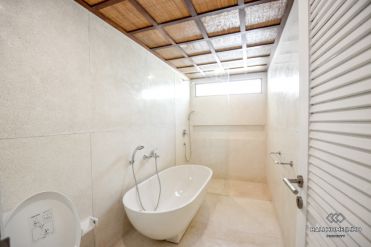 Image 10 from Villa Complex of 2 Units Villas for Sale Leasehold in Seminyak