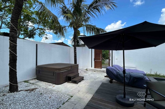 Image 11 from Villa avec mezzanine à vendre à bail à Pererenan Tumbak Bayuh