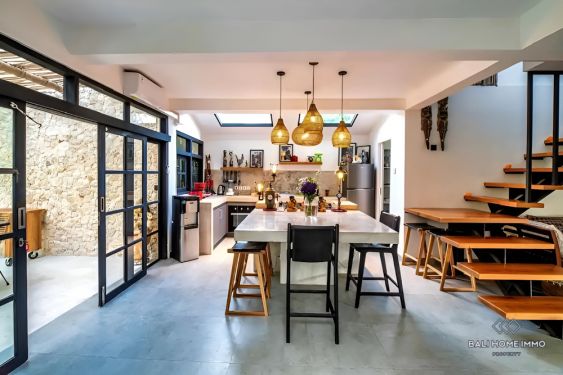 Image 8 from Villa de 4 chambres à vendre et à louer à Bali Seminyak à distance de marche de la plage