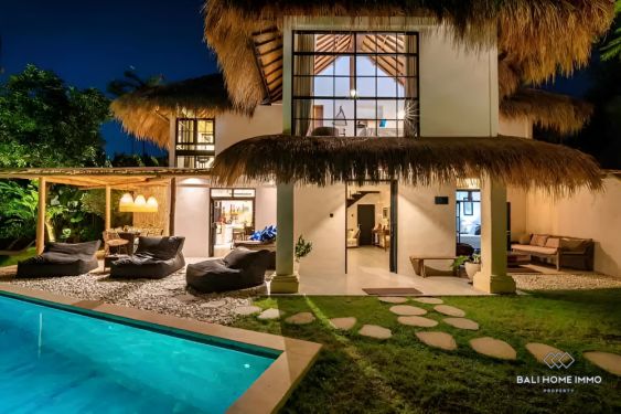 Image 3 from Walking distance from the Beach  4 Bedroom Villa for Sale and Rent in Bali Seminyak