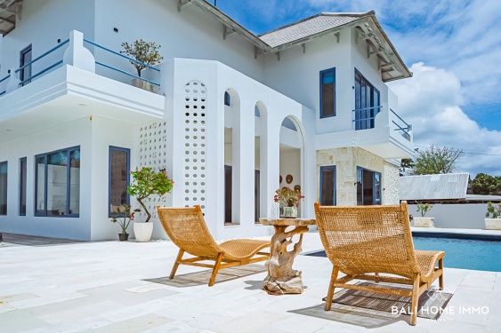 VILLA DE 4 CHAMBRES EN BORD DE MER À LOUER À L'ANNÉE À BENOA