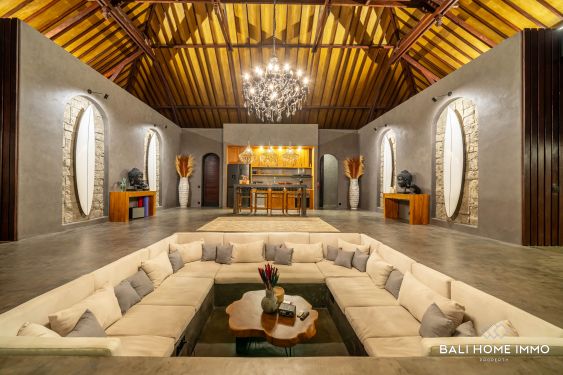 Image 4 from WELL DESIGNED 4 BEDROOMS VILLA FOR SALE LEASEHOLD IN BALI JIMBARAN